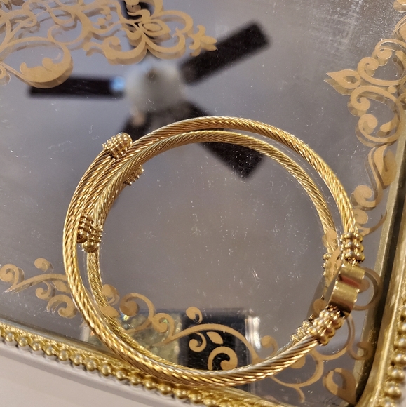 💛Gold initial B heart charm bracelet - Picture 5 of 8